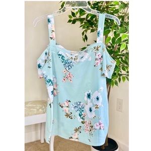 Green floral blouse, Size M, New